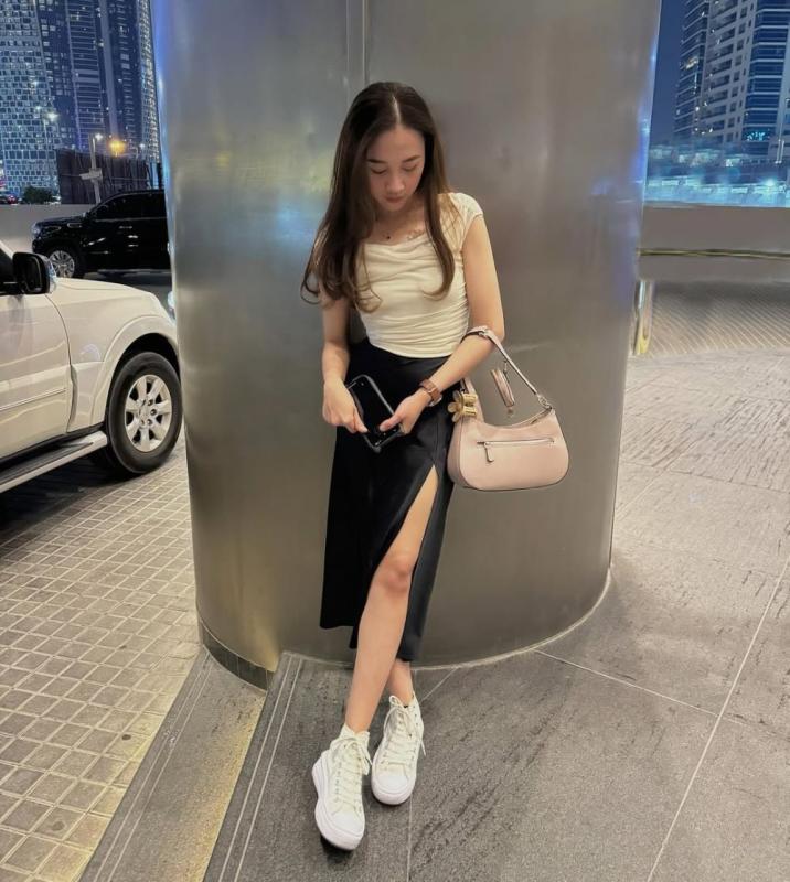 Woman image