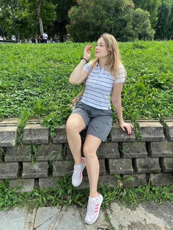 Woman image
