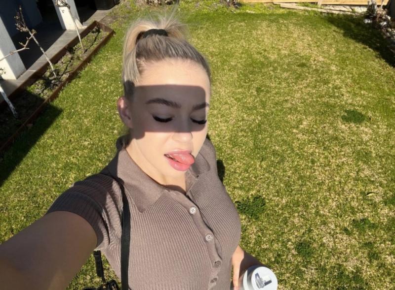 Woman image