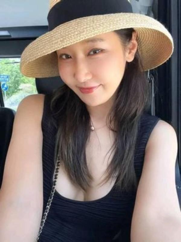 Woman image
