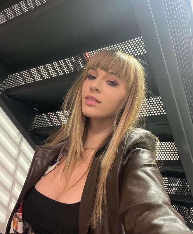 Woman image