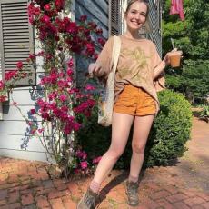 people looking to talk